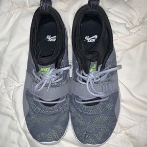 Nike SB Trainerendor Size 8 Men